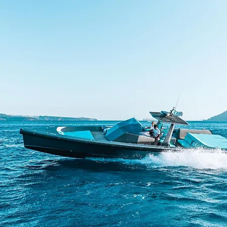 Saint Yachting Santorini 보트호텔 Mesokhórion